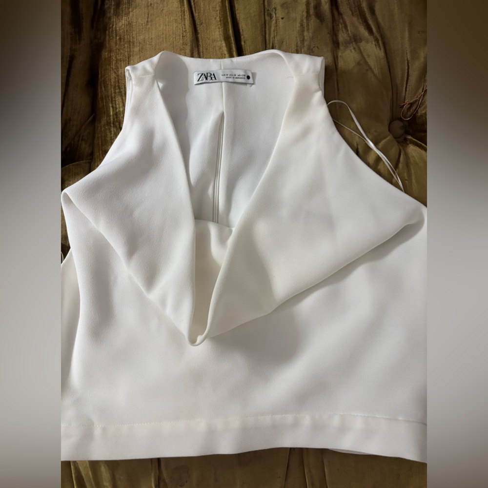 Zara Ivory Sleeveless Top